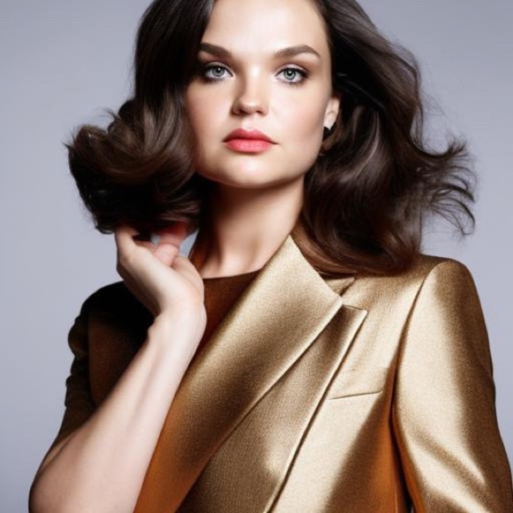 Meet your Posher, Katy 💃🏼🌠🫶🏼 - Picture 5 of 5